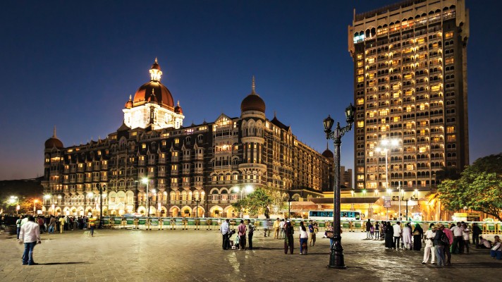 Get up to 25% off* on tours & attractions.